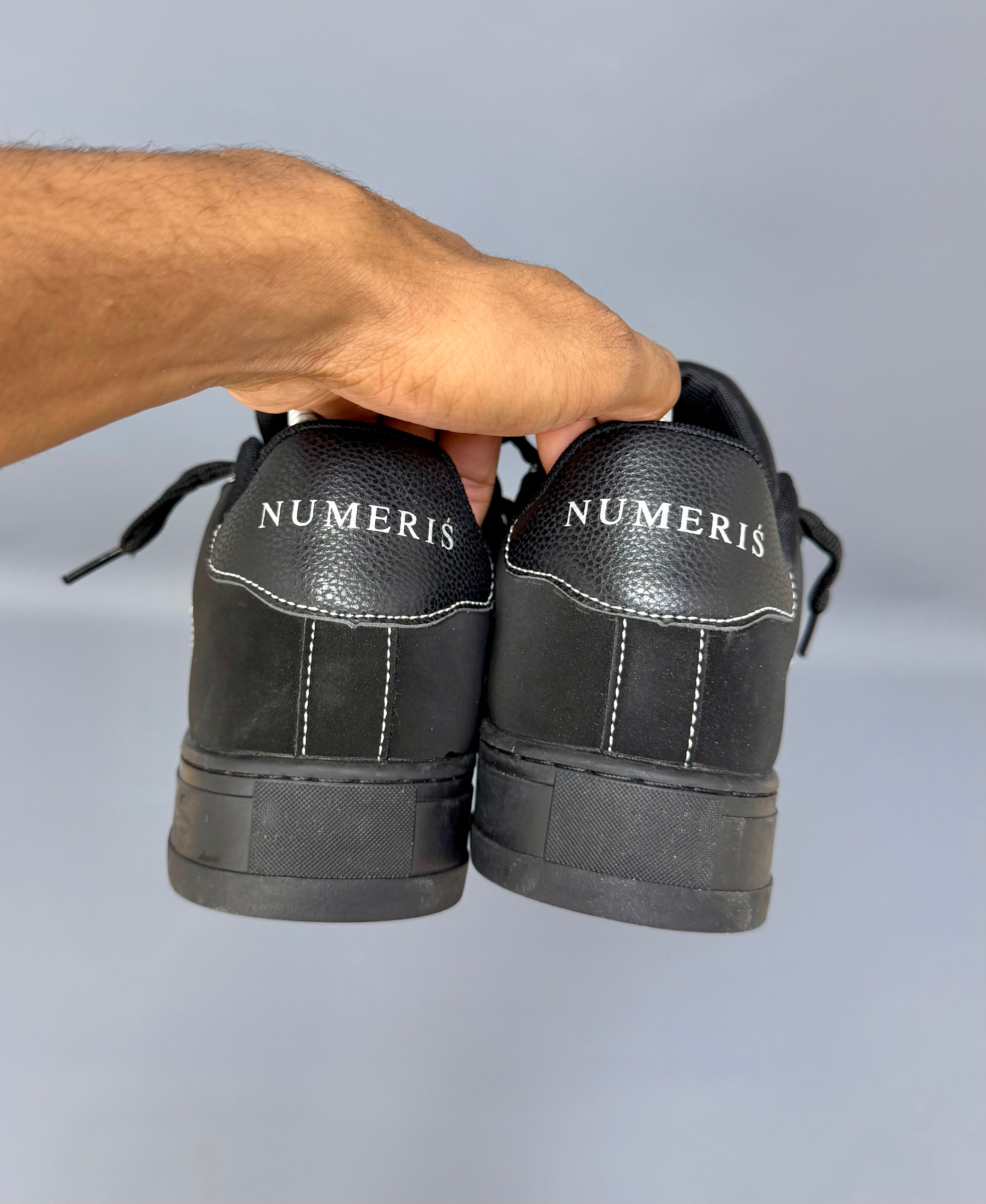 Numeris Black